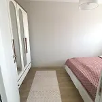 Luxe Ai28 *